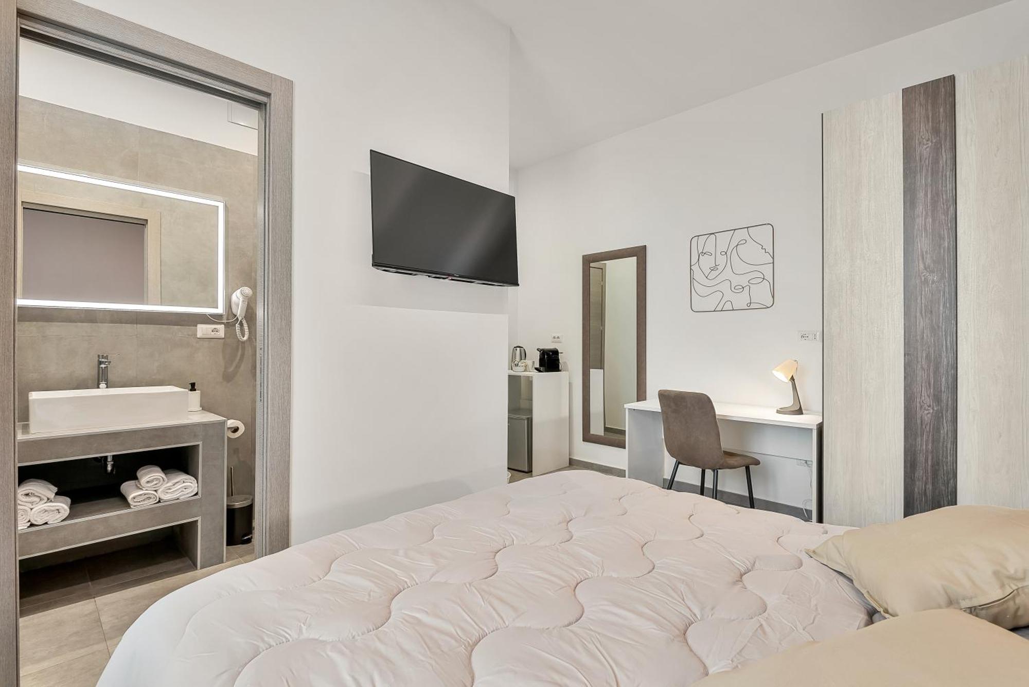 Home 501 Guest House - La Spezia Kültér fotó